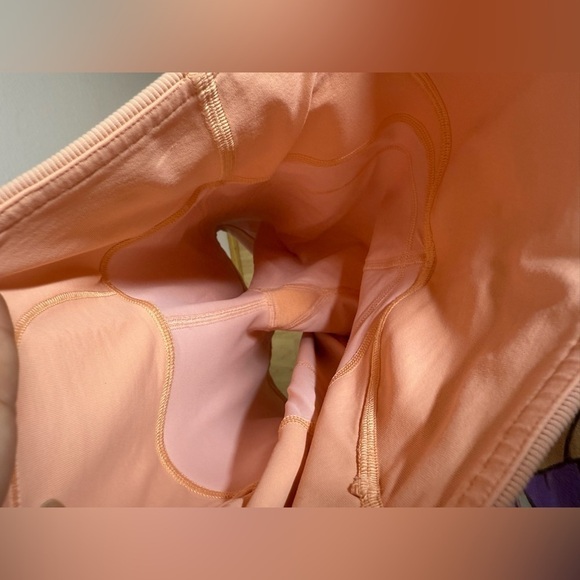 Lululemon Ribbed Contoured High Rise Short 8" Size 2 - Picture 8 of 10